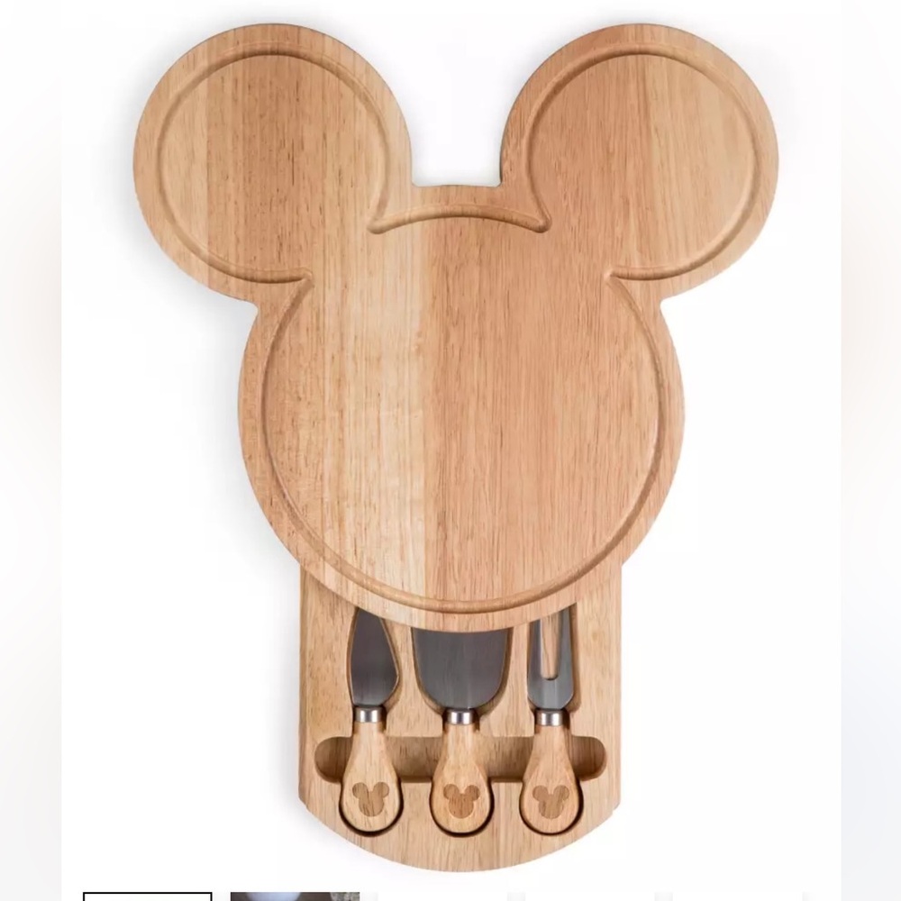 Disney Parks New NWT Mickey Mouse shaped cheese board with cheese servers